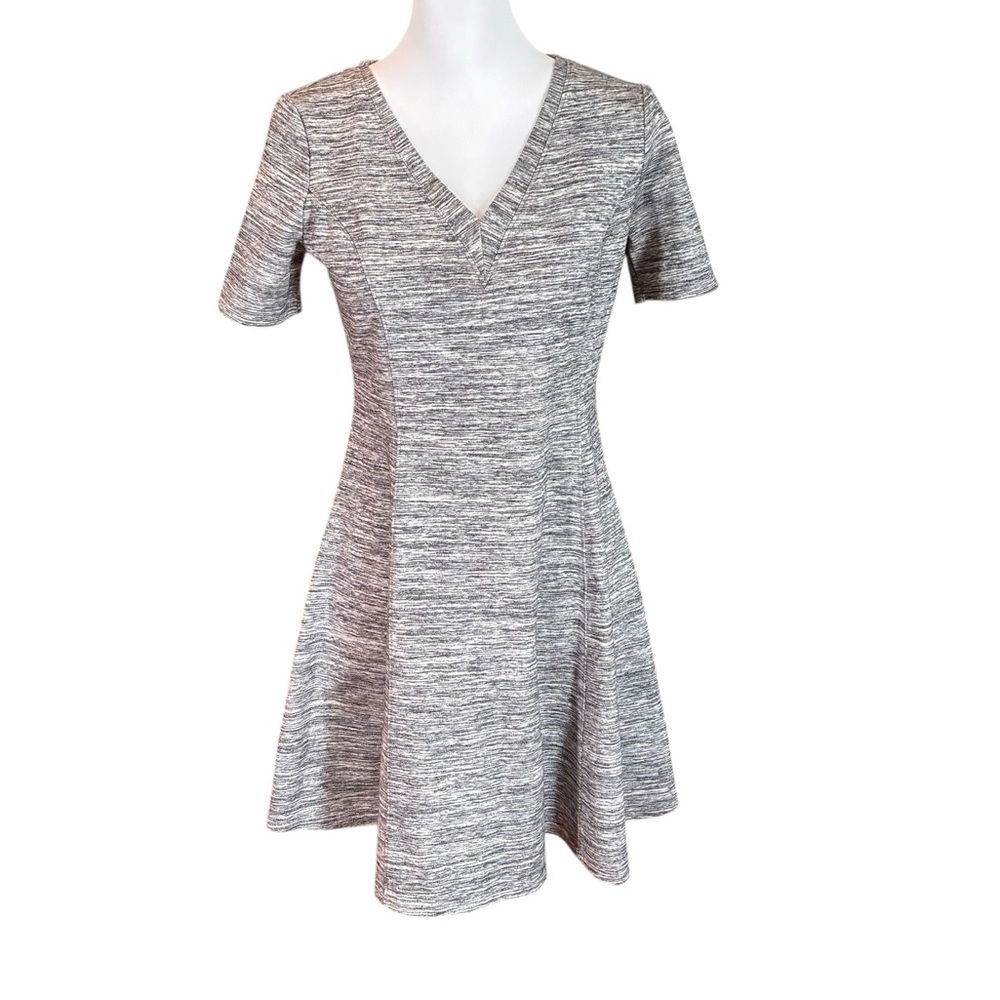 Simply Vera Vera Wang Heathered V Neck Fit Flare Dress Size Small